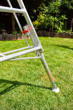 Load image into Gallery viewer, New Fully Adjustable PRO Tripod Ladder 6ft / 1.8m